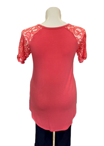 Short Sleeved Lace V-Neck Tee in Coral