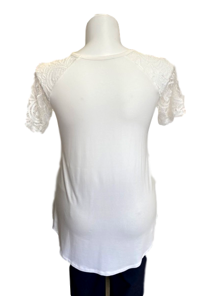 Short Sleeved Lace V-Neck Tee in Ivory