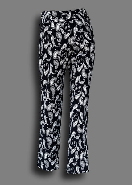 Pull on Flex Stretch Jegging Pant in a Paisley Print